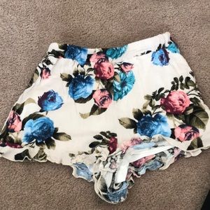 Flower shorts